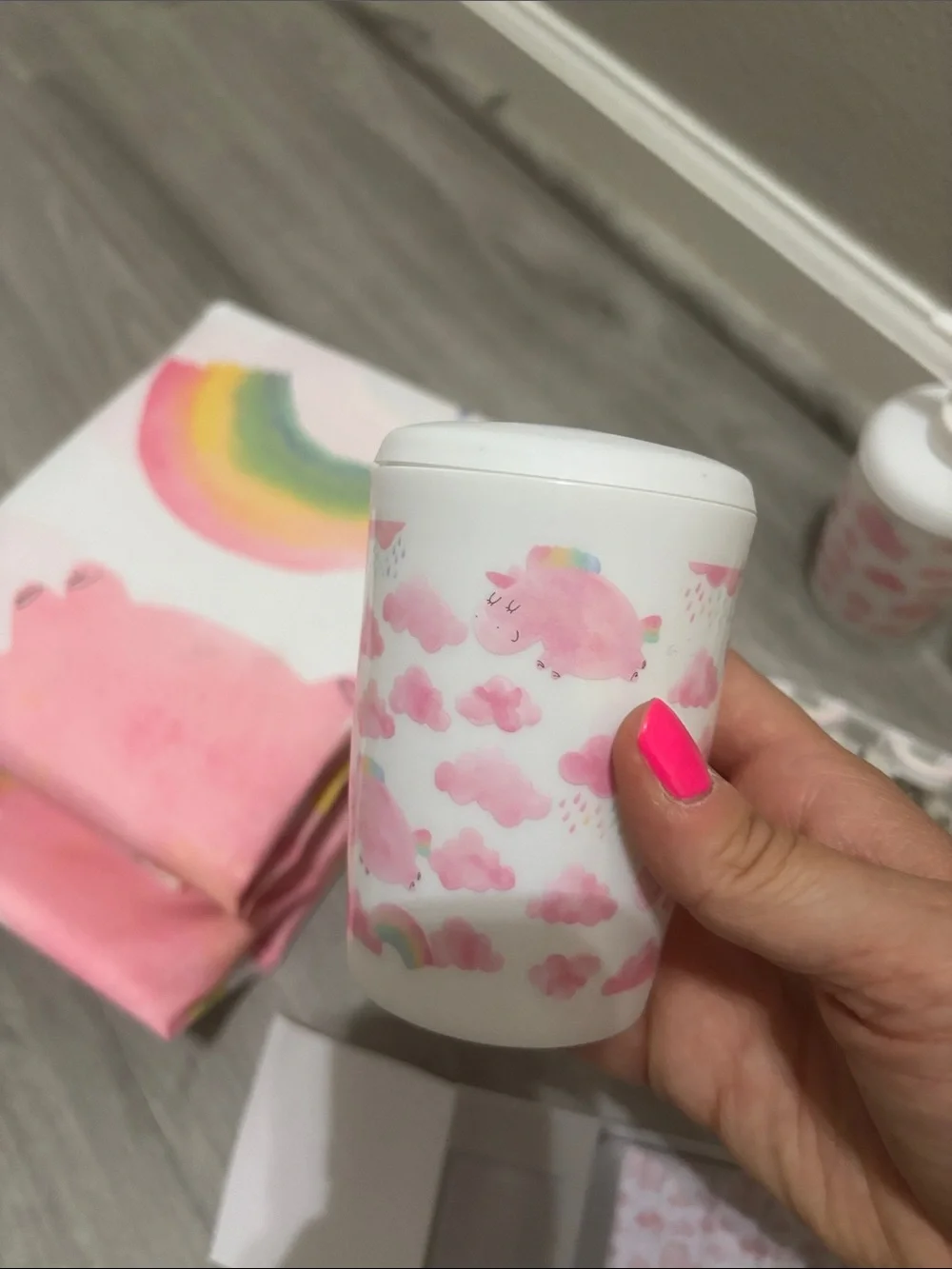 NWOT Olivia & Finn 15 piece bath set